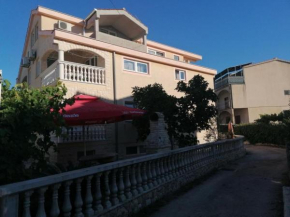 Apartments Budi